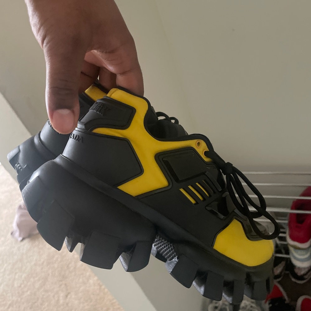 prada cloudbust thunder yellow - Picture 3 of 3